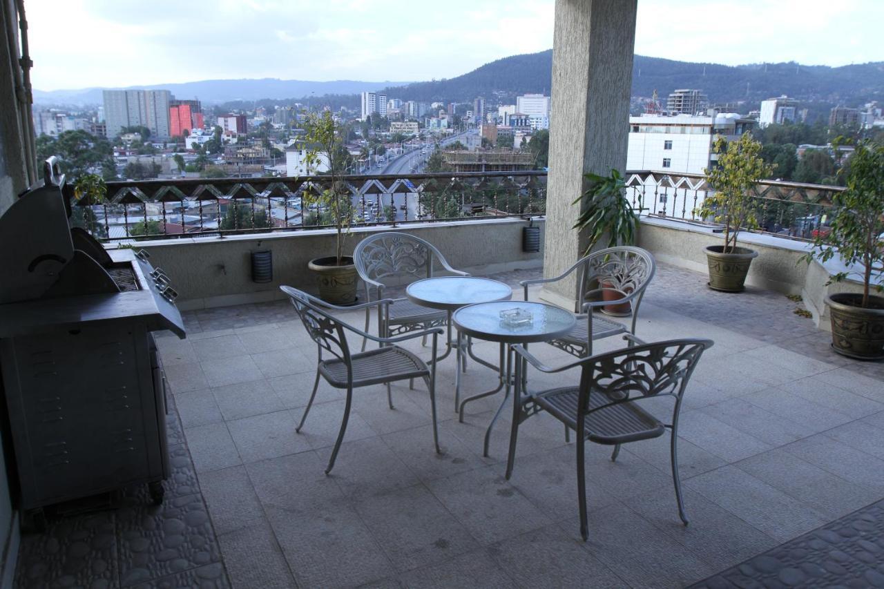 Geza Apartment Hotel Addis Ababa Exterior foto